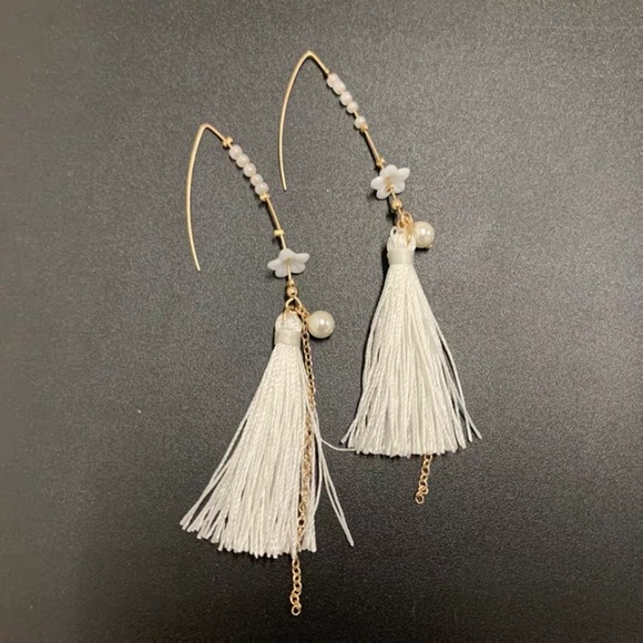 Flower Tassels Hook Wire Earrings - Picture 5 of 11